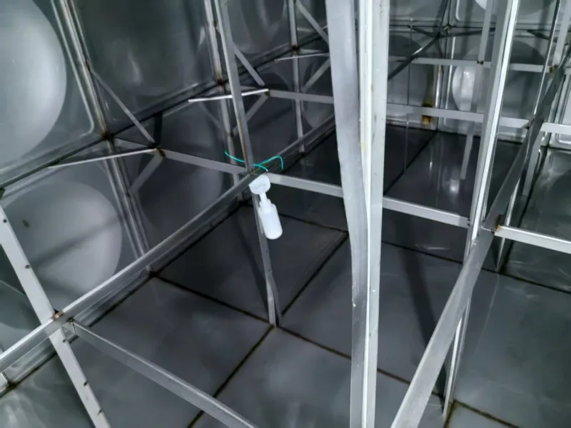 学校二次供水水箱清洗