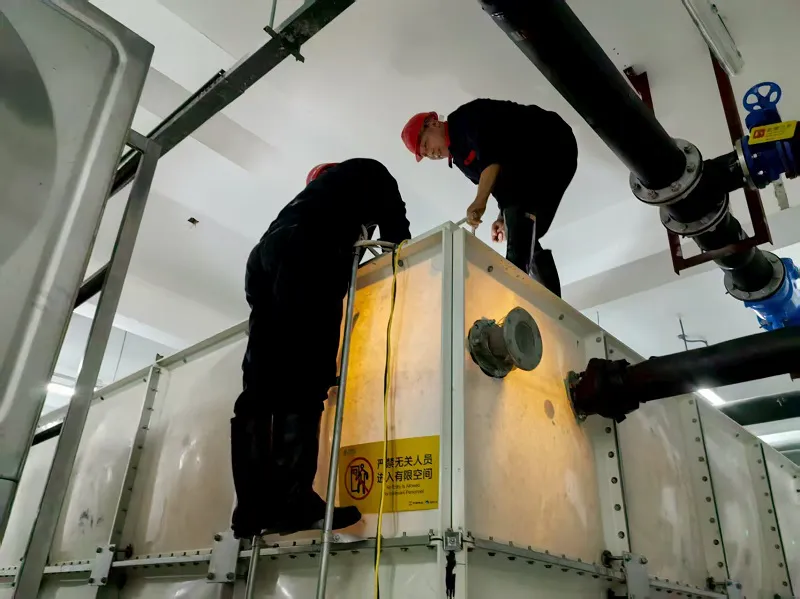 玻璃钢水箱清洗